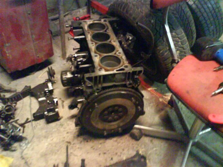 Peugeot 205 GTi        solgt billede 7