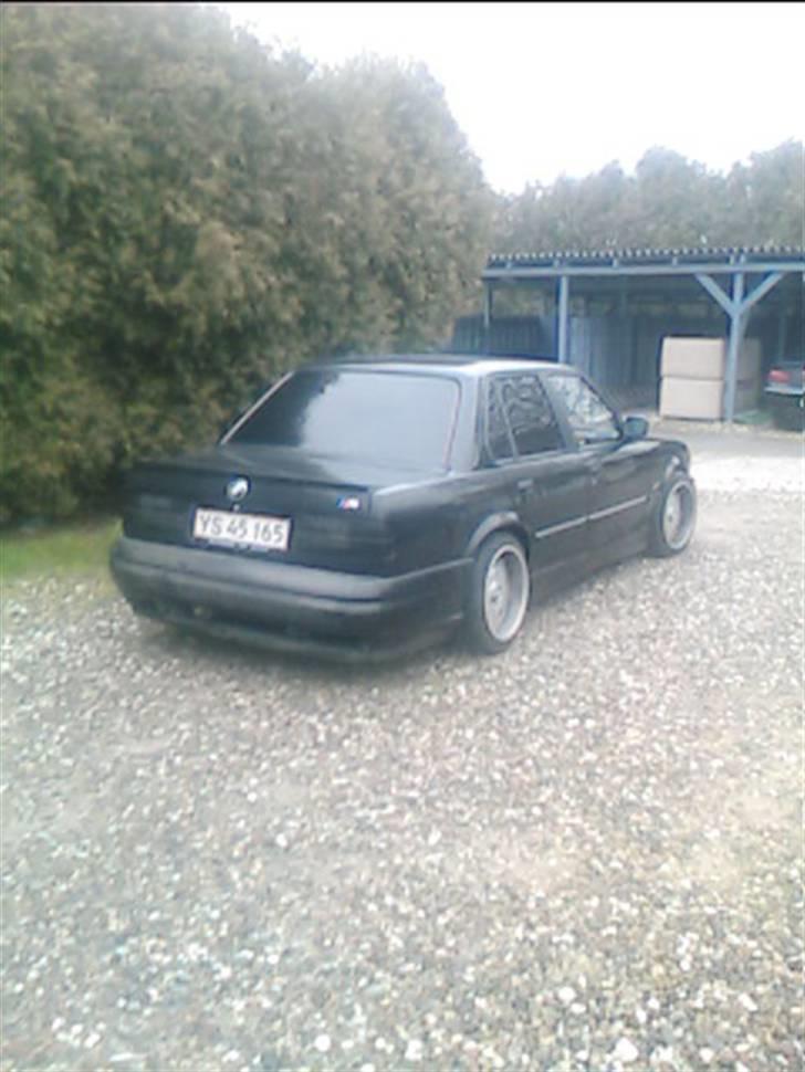 BMW E30 325i SOLGT billede 8