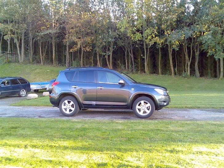 Toyota   RAV4 D-CAT - Efter den første tur med håndvaskning billede 5