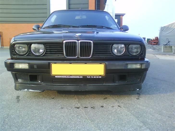 BMW 320i Touring E30 *SOLGT* billede 3