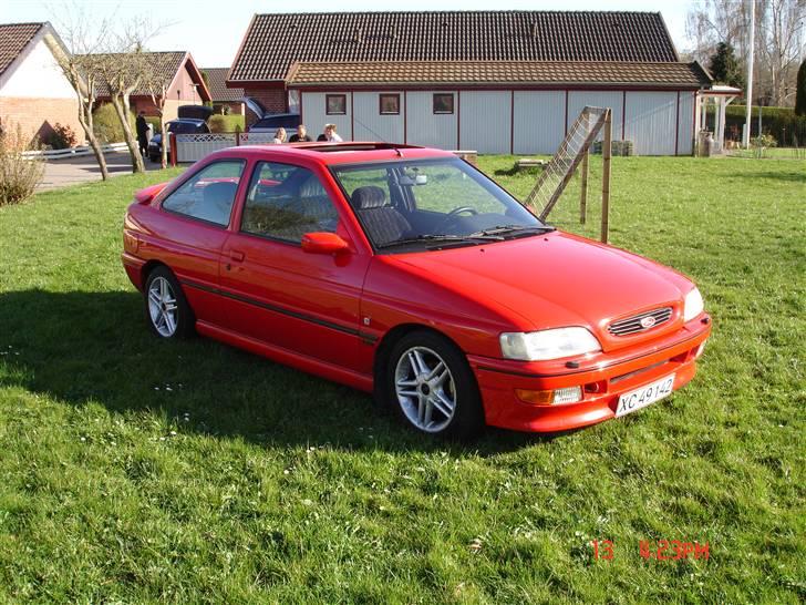 Ford Escort 1,8 Sport [SOLGT] billede 2