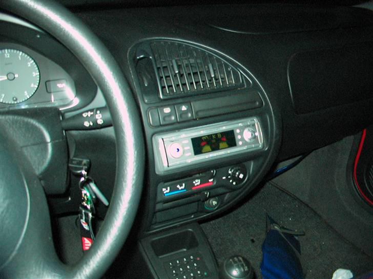 Citroën Saxo 1.1 SX SOLGT billede 2