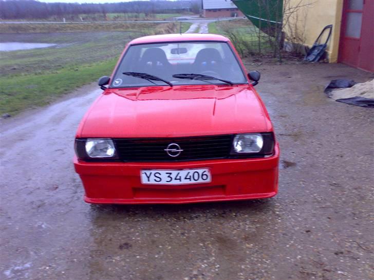 Opel ascona b´byttet billede 2