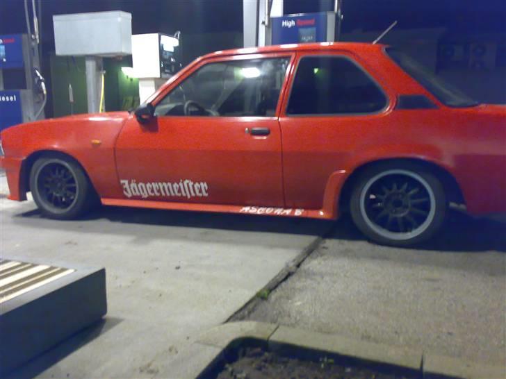 Opel ascona b´byttet billede 10