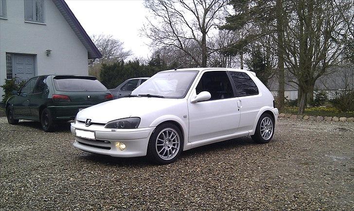 Peugeot 106 1,6 Rallye billede 1