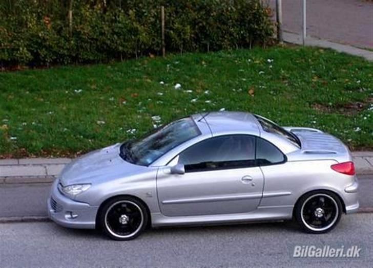 Peugeot 207 CC HDi 16V - SOLGT Maj 2011 - Min gamle 206CC billede 6