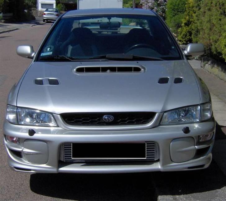 Subaru Impreza GT billede 1