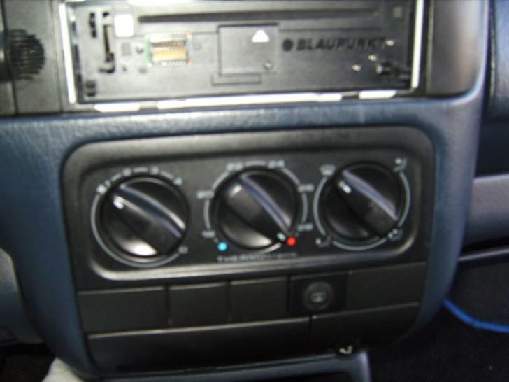 VW Vento 2.0i CLX SOLGT billede 11