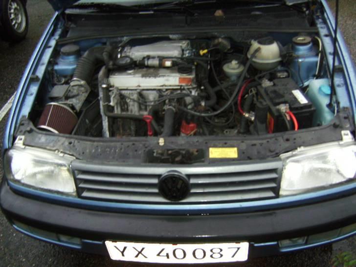 VW Vento 2.0i CLX SOLGT billede 15