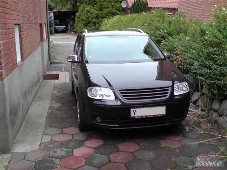 VW Touran ~ Highline 5p. billede 3