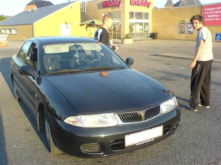 Mitsubishi carisma billede 2