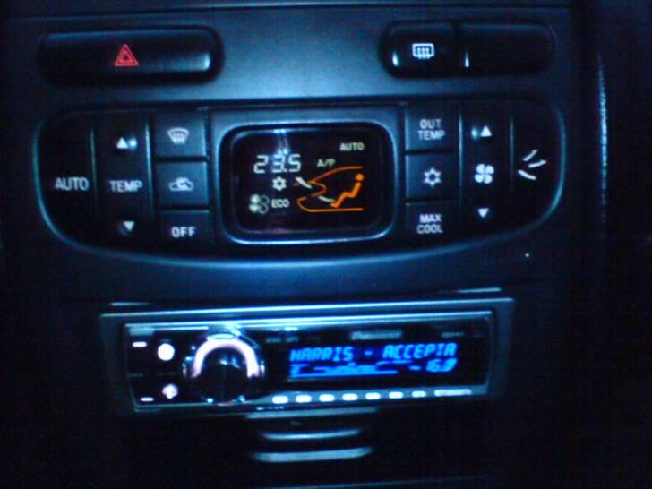 Mitsubishi carisma billede 7