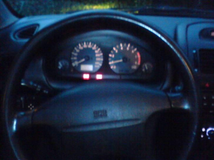 Mitsubishi carisma billede 8