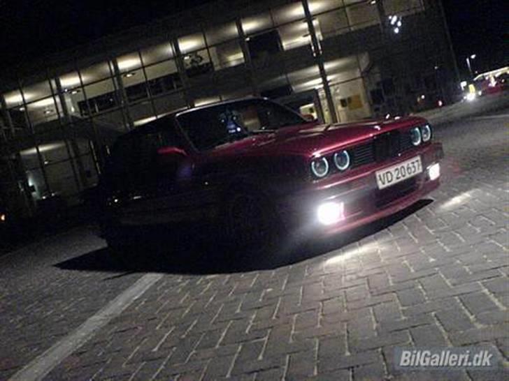 BMW 325 i billede 9