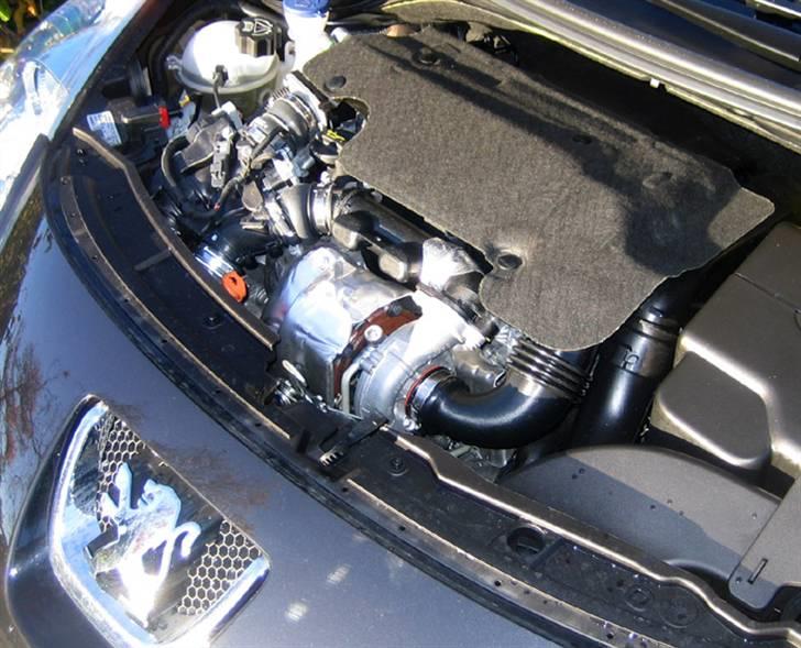 Peugeot 207 CC HDi 16V - SOLGT Maj 2011 - Verdens mindste Garrett turbolader ;) billede 7