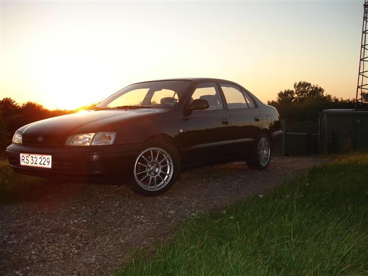 Toyota Carina E billede 9
