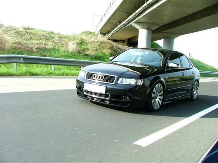 Audi A4**$OLGT** - Et kørebilled er der vel altid plads til billede 2