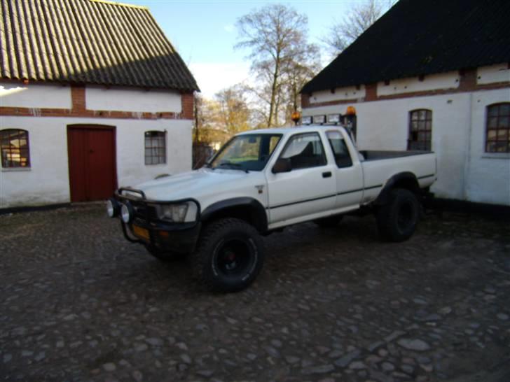 Toyota Hilux ..solgt.. billede 1