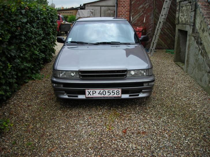 Toyota Corolla AE92GB GTi - Ny hjelm, gitter og klare blinklys. billede 12