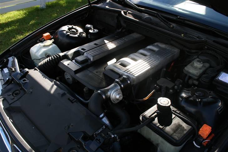 BMW 325 td billede 5