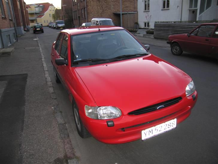 Ford Escort 1,6 CL *SOLGT* billede 3