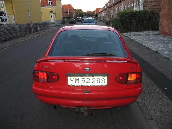 Ford Escort 1,6 CL *SOLGT* billede 6