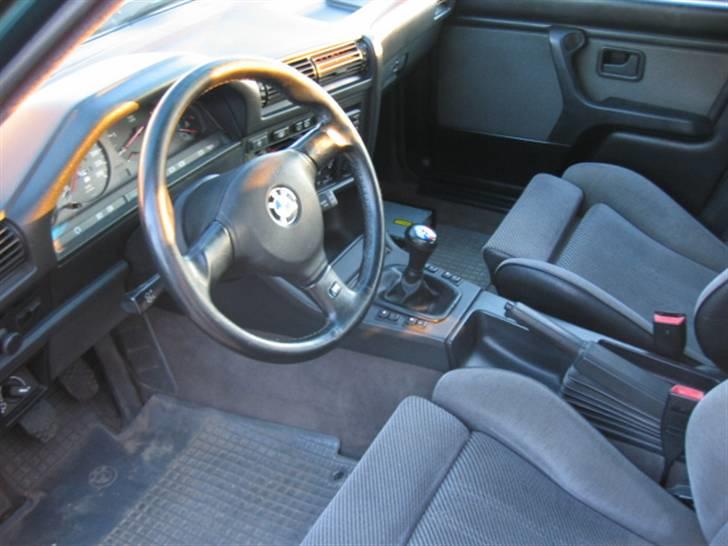 BMW 324 TD Touring van billede 10