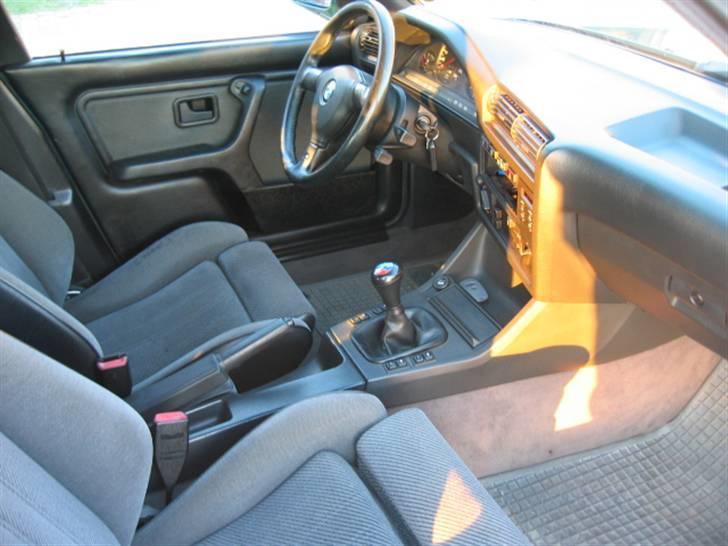 BMW 324 TD Touring van billede 11