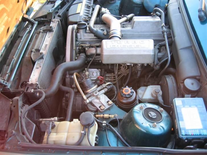 BMW 324 TD Touring van billede 12