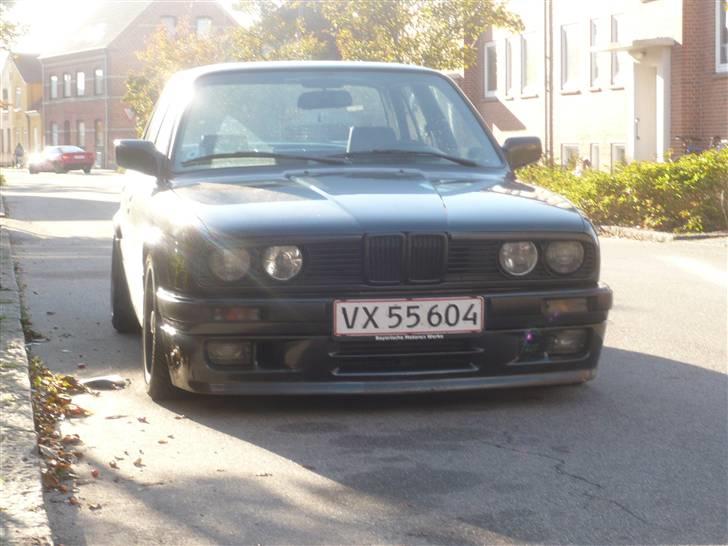 BMW 325i billede 1