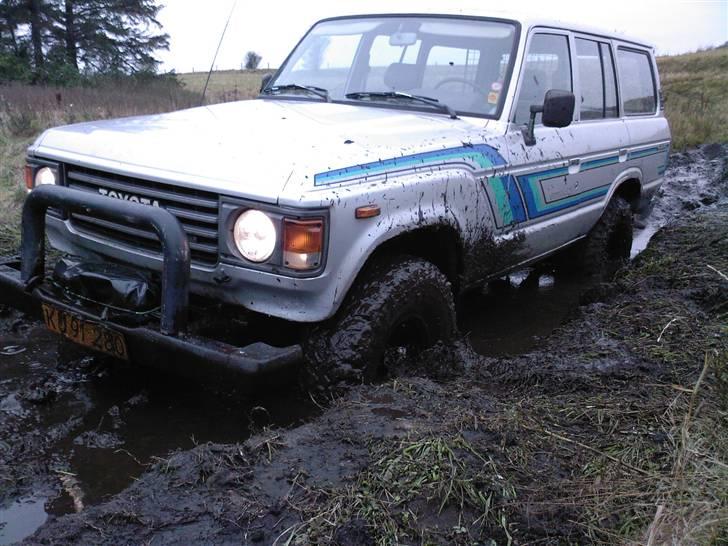 Toyota Landcruiser HJ60  SOLGT. billede 1