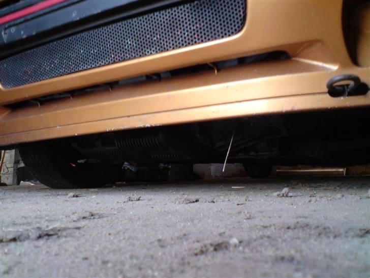 Peugeot 205 Mi16 billede 1