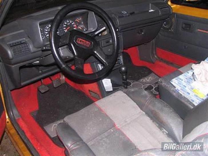 Peugeot 205 Mi16 billede 2