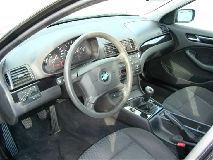 BMW 320i billede 6