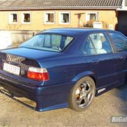 BMW 318i   -   solgt.