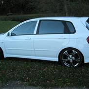 Kia Cerato (whitei) solgt