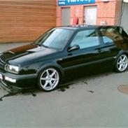 VW Golf GTI-Edition >SOLGT<