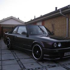 BMW E30 BAUR CABRIOLET (SOLGT
