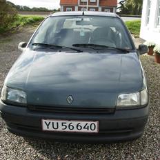 Renault Clio 1.4 RN   (solgt)