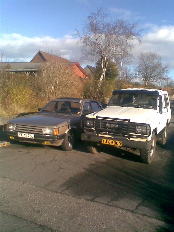 Ford Granada 2,3 - Far´s trold er go´ at holde i læ af.... c",) billede 14