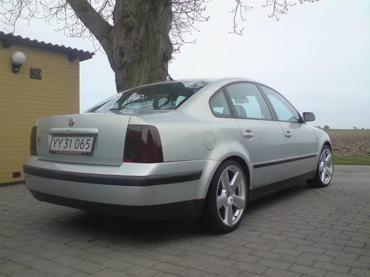 VW Passat Limo billede 1
