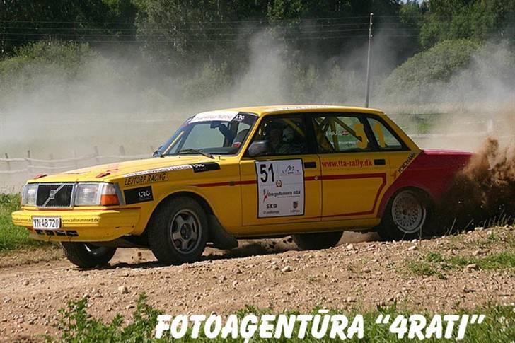 Volvo 240  billede 19