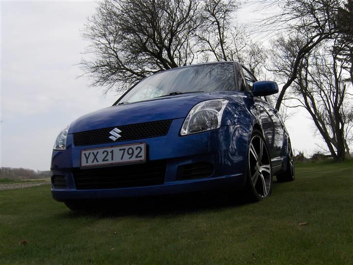 Suzuki swift 1,5 GL-A **Solgt** billede 1