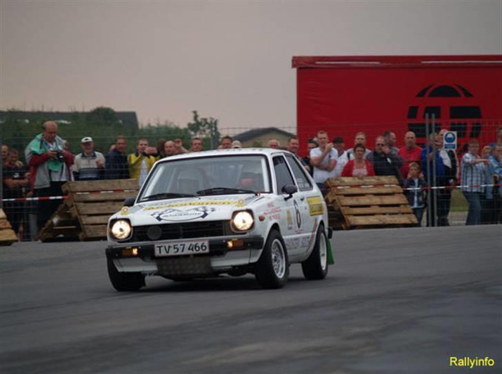 Toyota Starlet kp60 billede 5