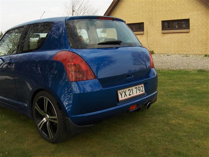 Suzuki swift 1,5 GL-A **Solgt** billede 6