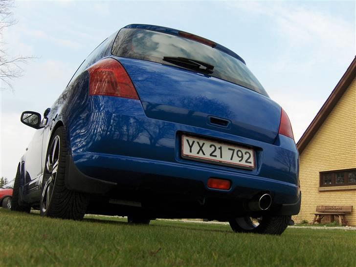 Suzuki swift 1,5 GL-A **Solgt** billede 7