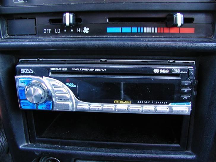 Toyota Corolla Redtop 4A-GE - Boss anlæg billede 9