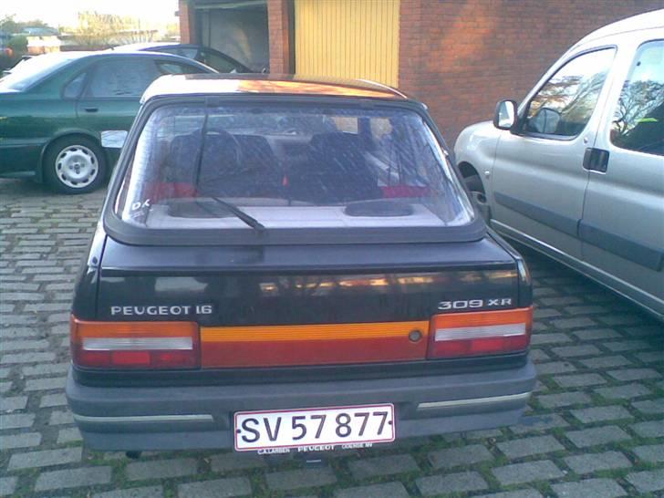 Peugeot 309 XR (solgt) billede 10