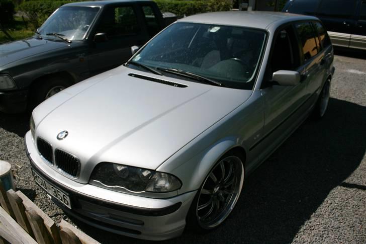 BMW  E46 320d Touring (N) - Efter en tur fra Malmø til Sorø-området.. BUGS GALORE ! billede 18