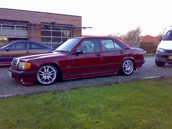 Mercedes Benz 190 2.5 D (solgt) billede 2